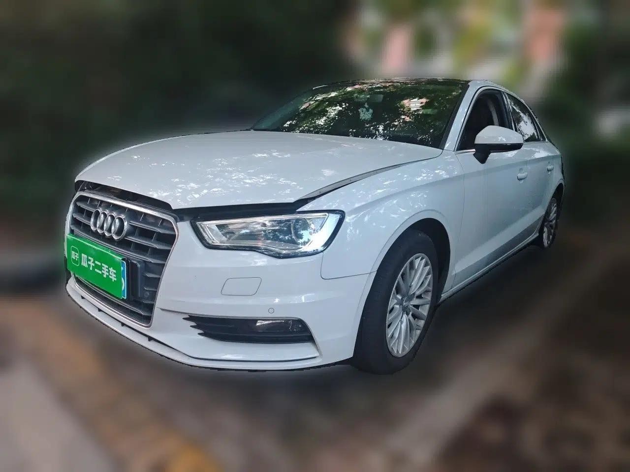 Audi A3 2016 Limousine 35 TFSI Prestige Edition — миниатюра 1