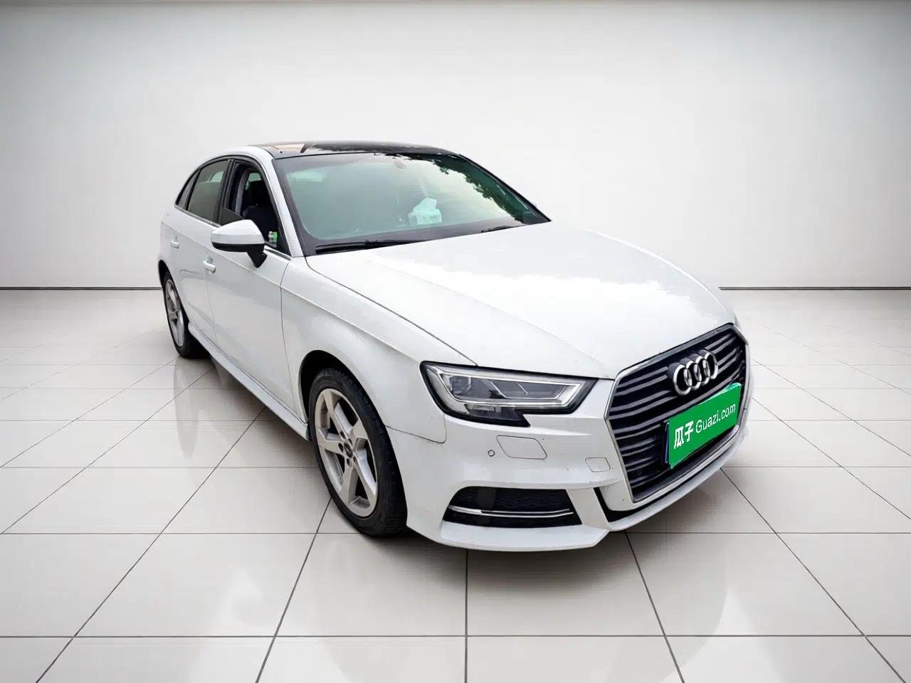 Audi A3 2019 Sportback 35 TFSI Fashion Edition China VI Emission Standard — миниатюра 3