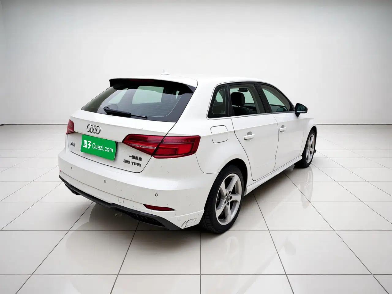 Audi A3 2019 Sportback 35 TFSI Fashion Edition China VI Emission Standard — миниатюра 6