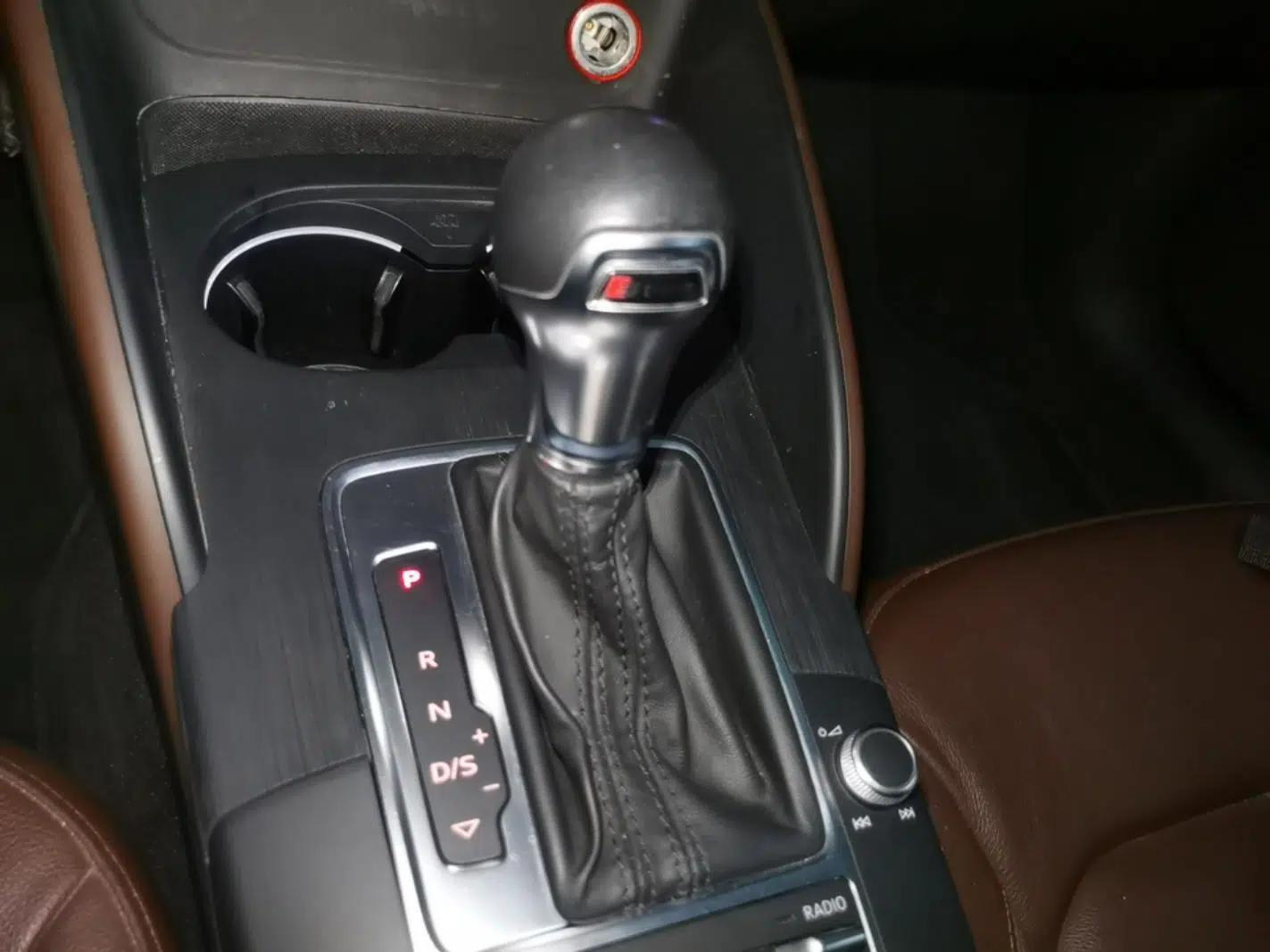 Audi A3 2015 Limousine 40 TFSI Automatic Comfort Model — миниатюра 16