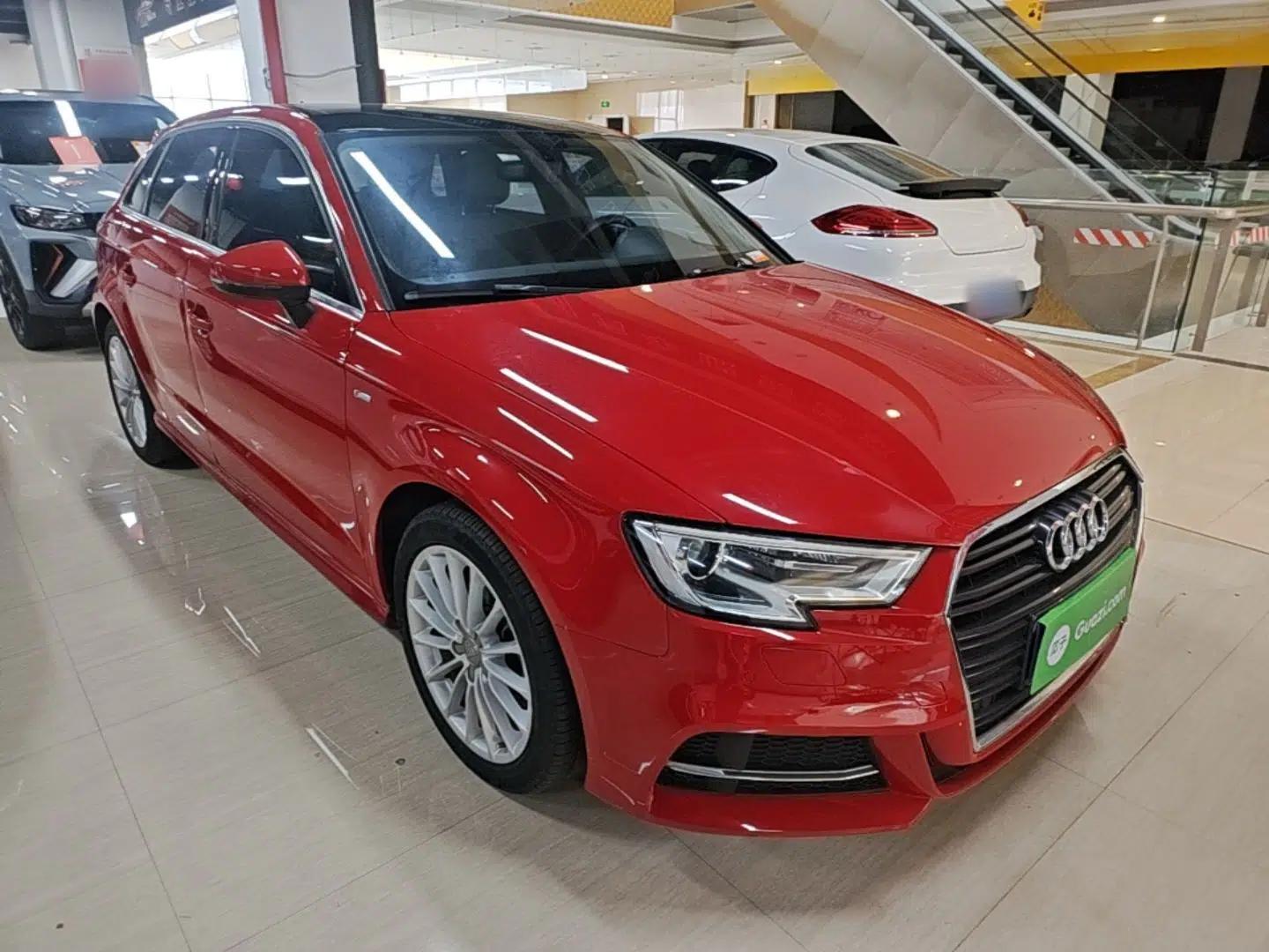 Audi A3 2018 30th Anniversary Edition Sportback 35 TFSI Fashion Model — миниатюра 3