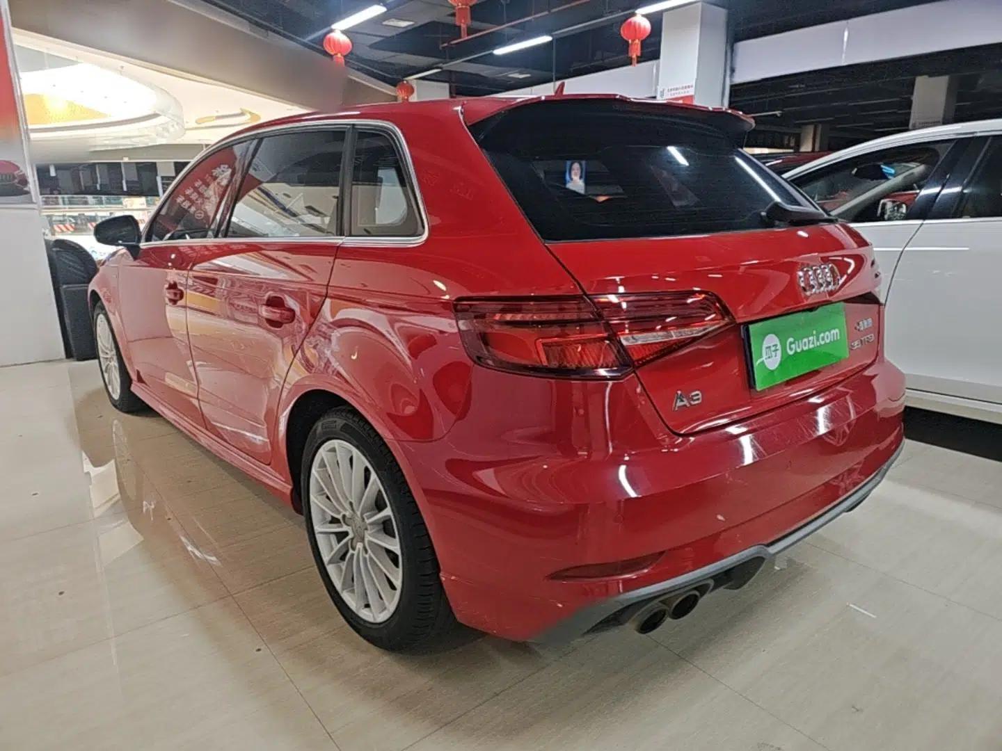 Audi A3 2018 30th Anniversary Edition Sportback 35 TFSI Fashion Model — миниатюра 4