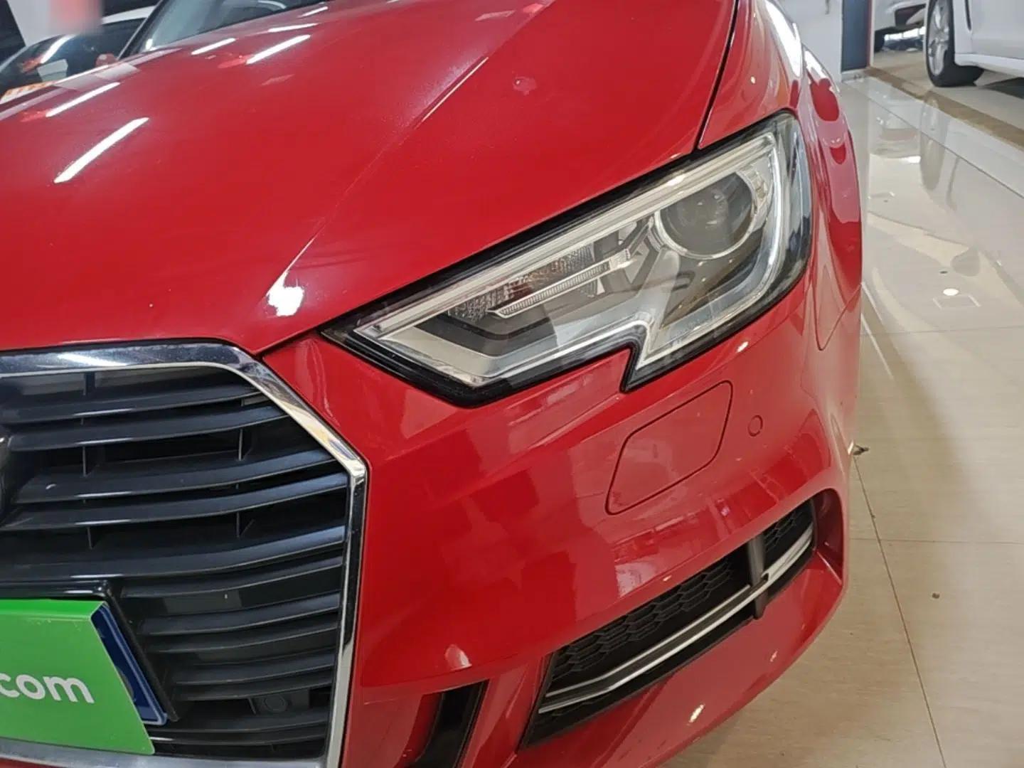 Audi A3 2018 30th Anniversary Edition Sportback 35 TFSI Fashion Model — миниатюра 8