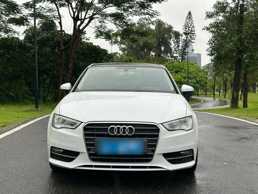 Audi A3 2015 Sportback 35 TFSI Millionth Anniversary Intelligent Leading Model — миниатюра 17