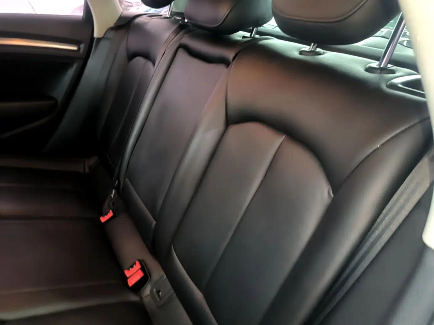 Audi A3 2015 Sportback 35 TFSI Millionth Anniversary Intelligent Leading Model — миниатюра 27