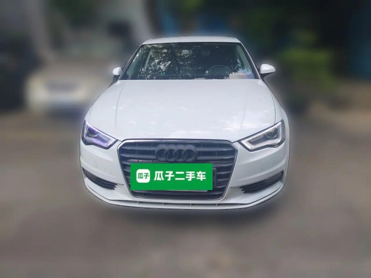 Audi A3 2017 Limousine 35 TFSI Ambition Edition — миниатюра 2