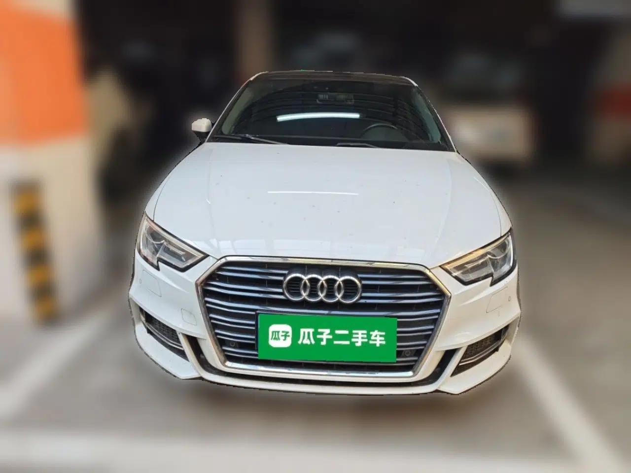 Audi A3 2017 Sportback 35 TFSI Fashion Model — миниатюра 2