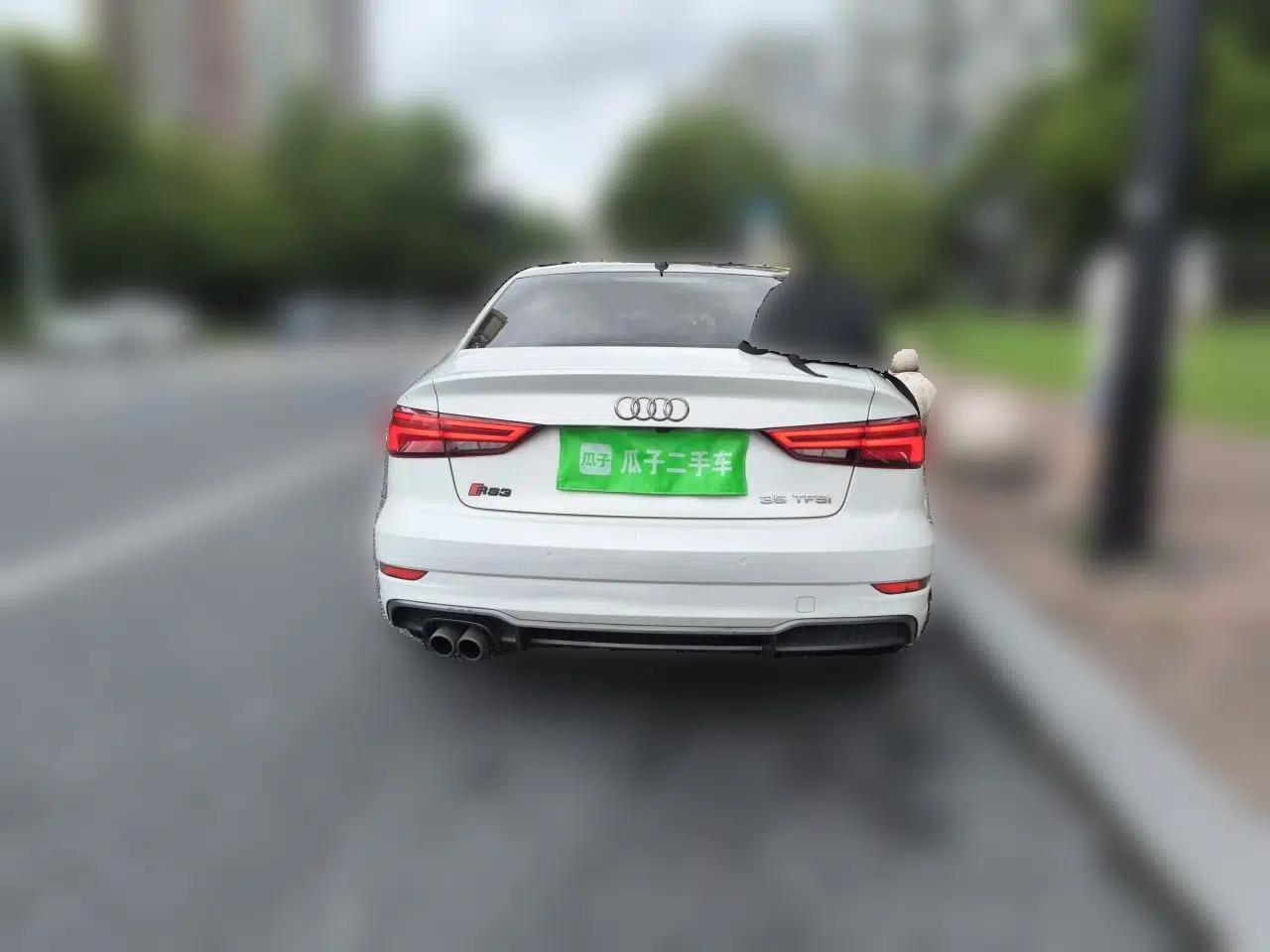 Audi A3 2018 30th Anniversary Edition Limousine 35 TFSI Fashion Model — миниатюра 5