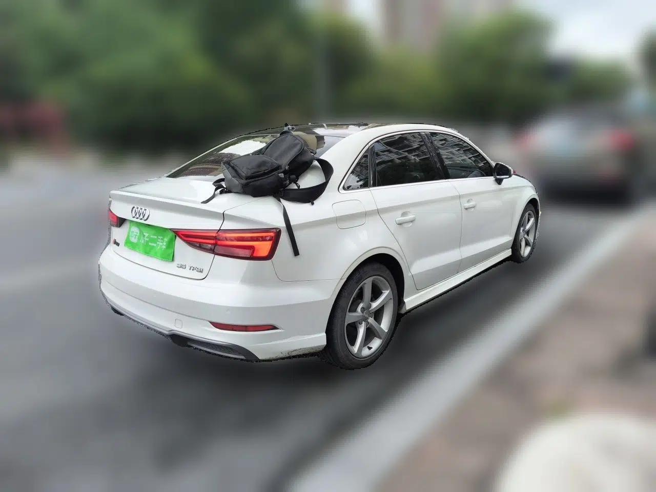 Audi A3 2018 30th Anniversary Edition Limousine 35 TFSI Fashion Model — миниатюра 6