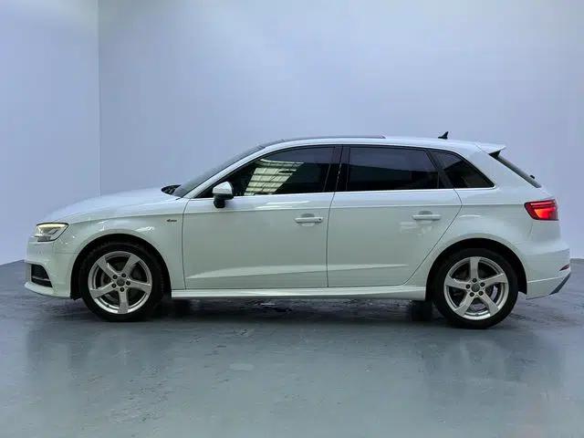 Audi A3 2020 Sportback 35 TFSI Fashion Edition China VI Emission Standard — миниатюра 4