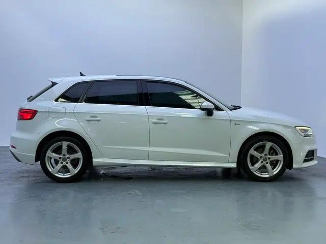 Audi A3 2020 Sportback 35 TFSI Fashion Edition China VI Emission Standard — миниатюра 5