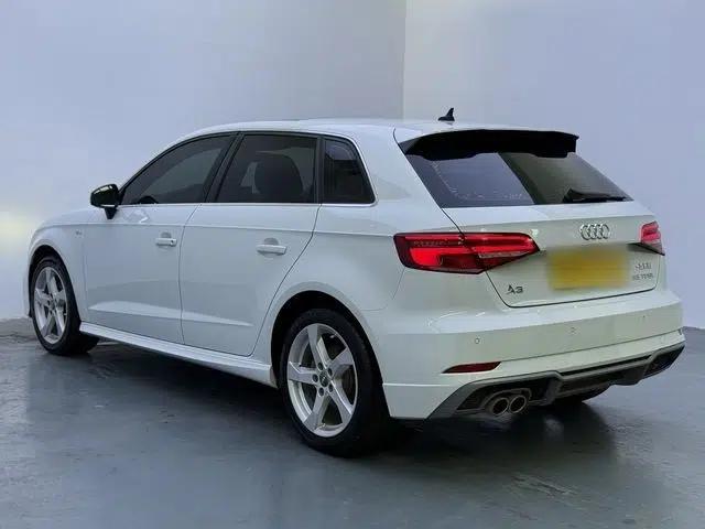 Audi A3 2020 Sportback 35 TFSI Fashion Edition China VI Emission Standard — миниатюра 6