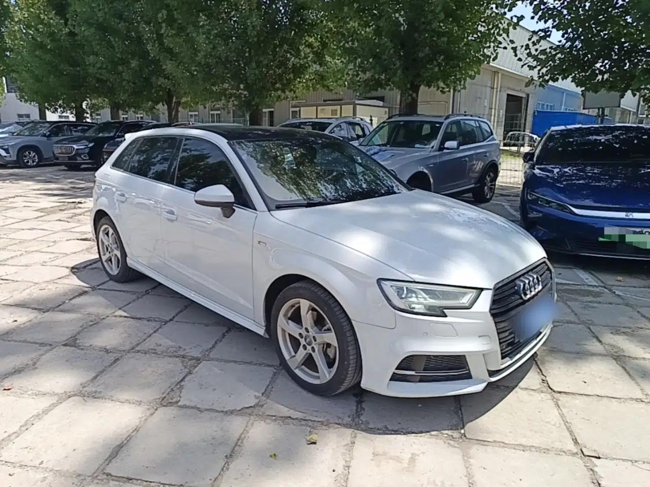 Audi A3 2019 Sportback 35 TFSI Fashion Edition China V — миниатюра 3