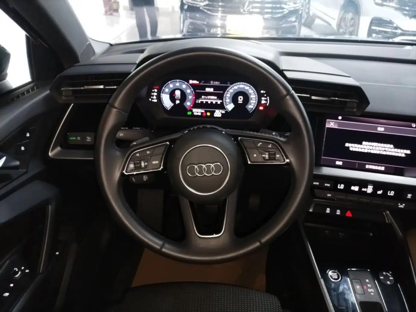 Audi A3 2021 Sportback 35 TFSI Advanced Sport Edition — миниатюра 13