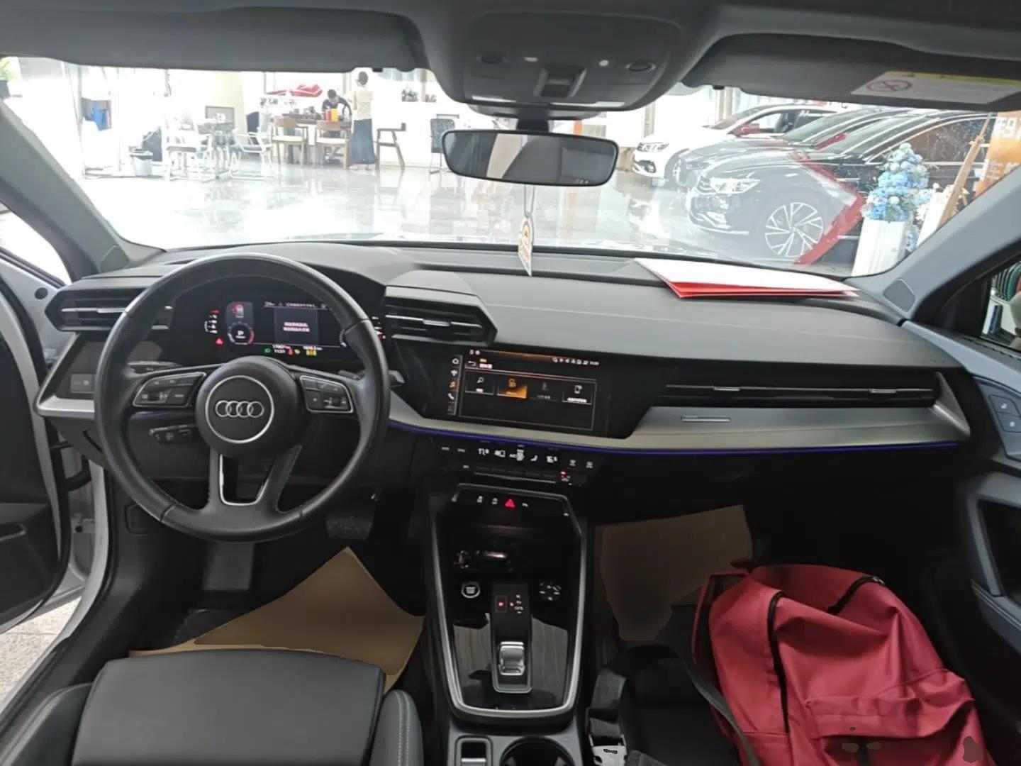 Audi A3 2024 A3L Limousine 35 TFSI Fashion Sport Model — миниатюра 12