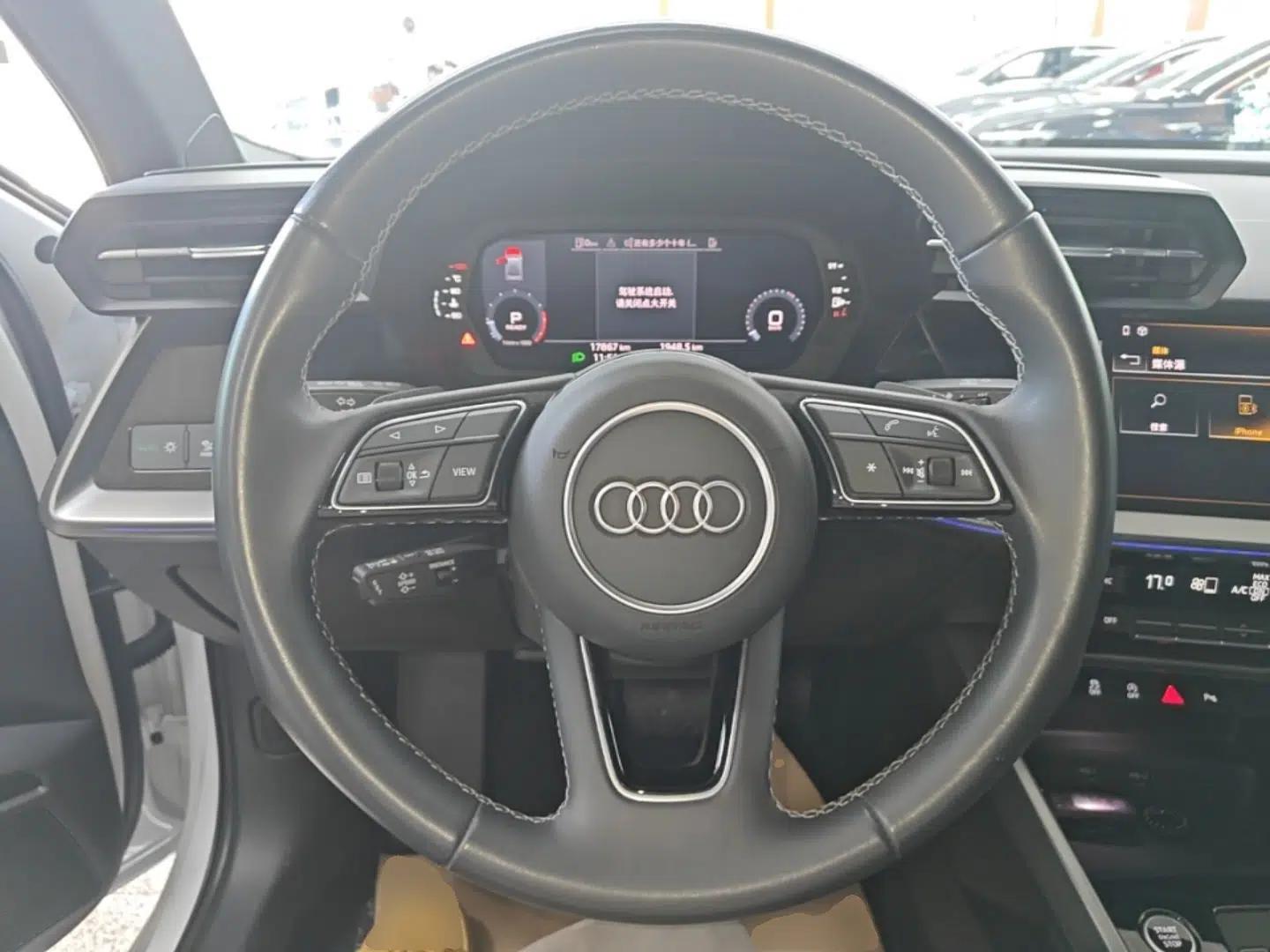 Audi A3 2024 A3L Limousine 35 TFSI Fashion Sport Model — миниатюра 13