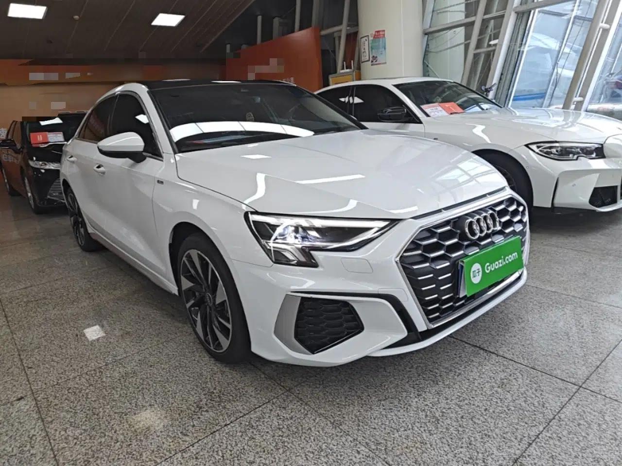 Audi A3 2024 A3L Limousine 35 TFSI Fashion Sport Model — миниатюра 3