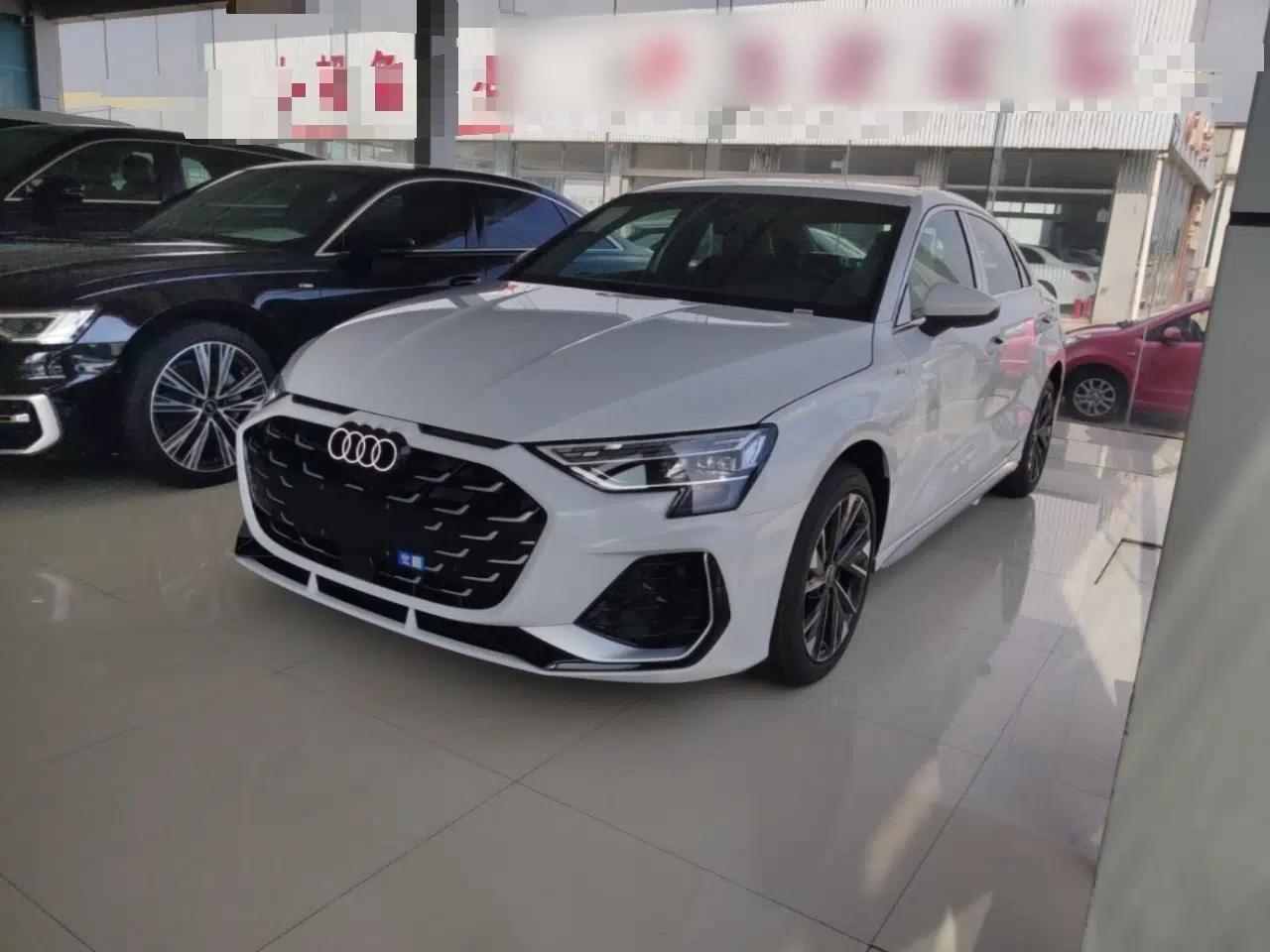 Audi A3 2026 A3L Limousine 35 TFSI Enjoyment Edition — миниатюра 1