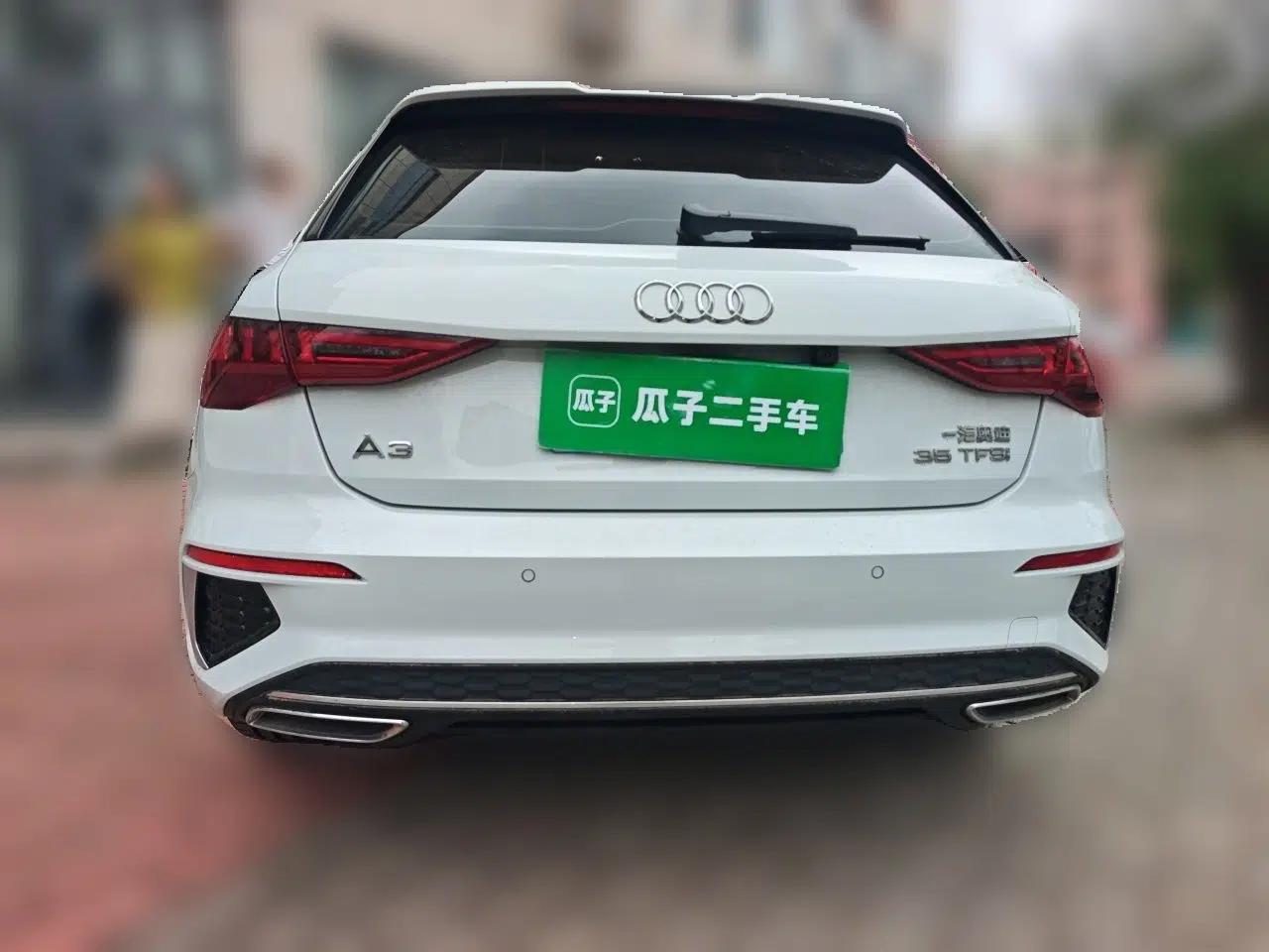 Audi A3 2023 Restyled Sportback 35 TFSI Progressive Sport Edition — миниатюра 3