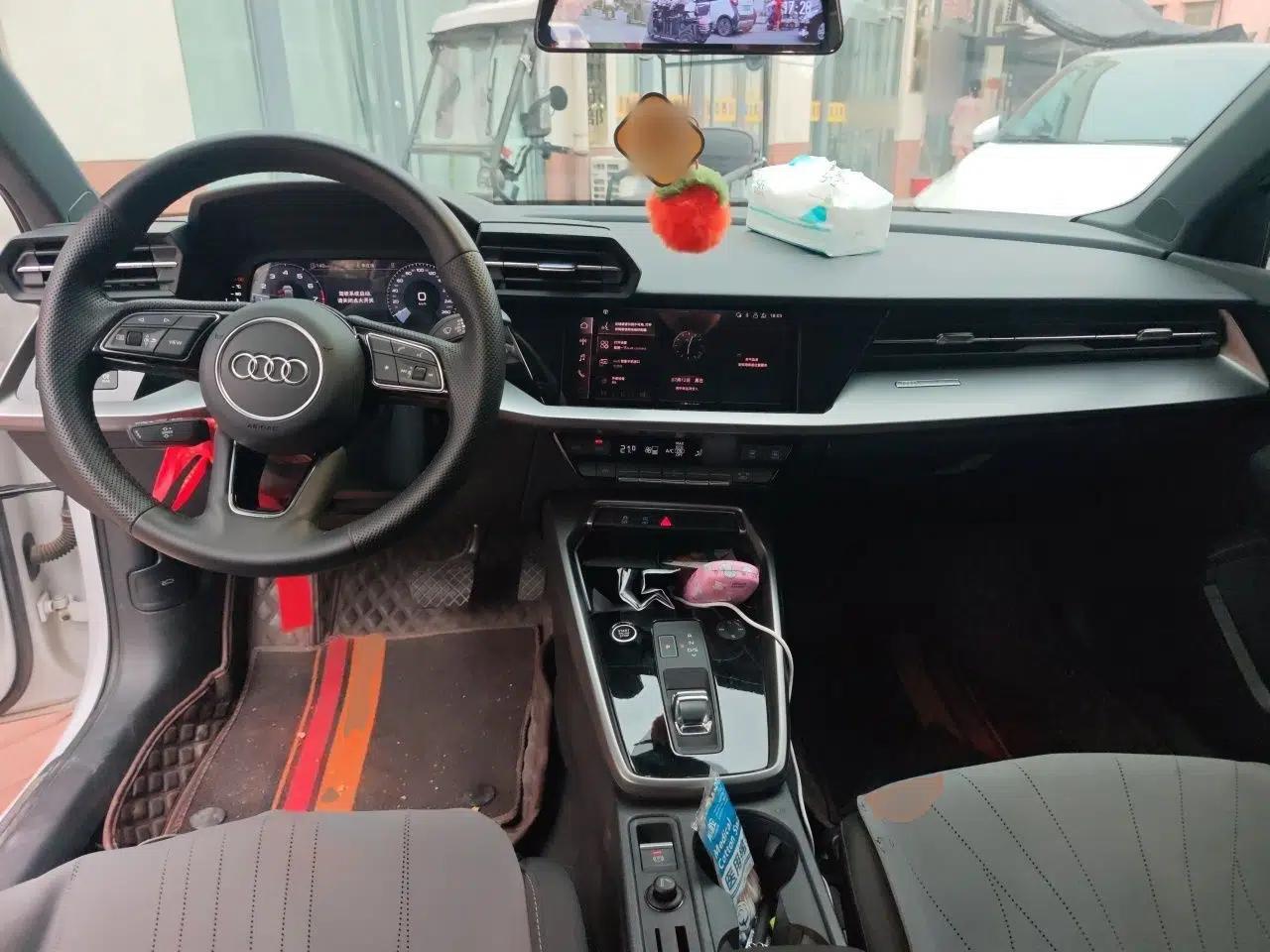 Audi A3 2023 Restyled Sportback 35 TFSI Progressive Sport Edition — миниатюра 6