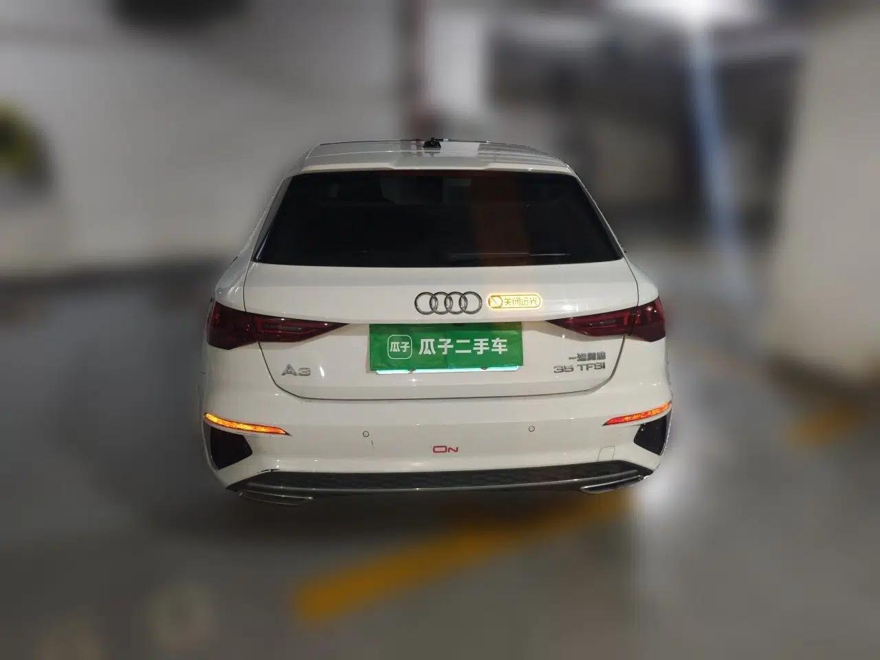 Audi A3 2023 Updated Sportback 35 TFSI Stylish Sports Type — миниатюра 3