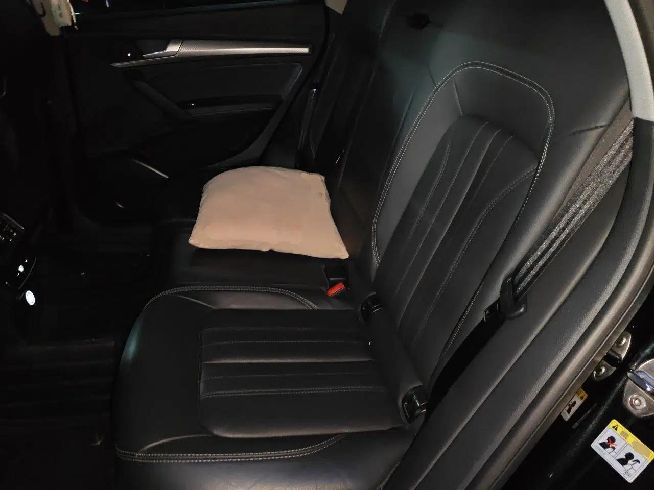Audi Q5L 2020 45 TFSI Prestige Fashion Model — миниатюра 17