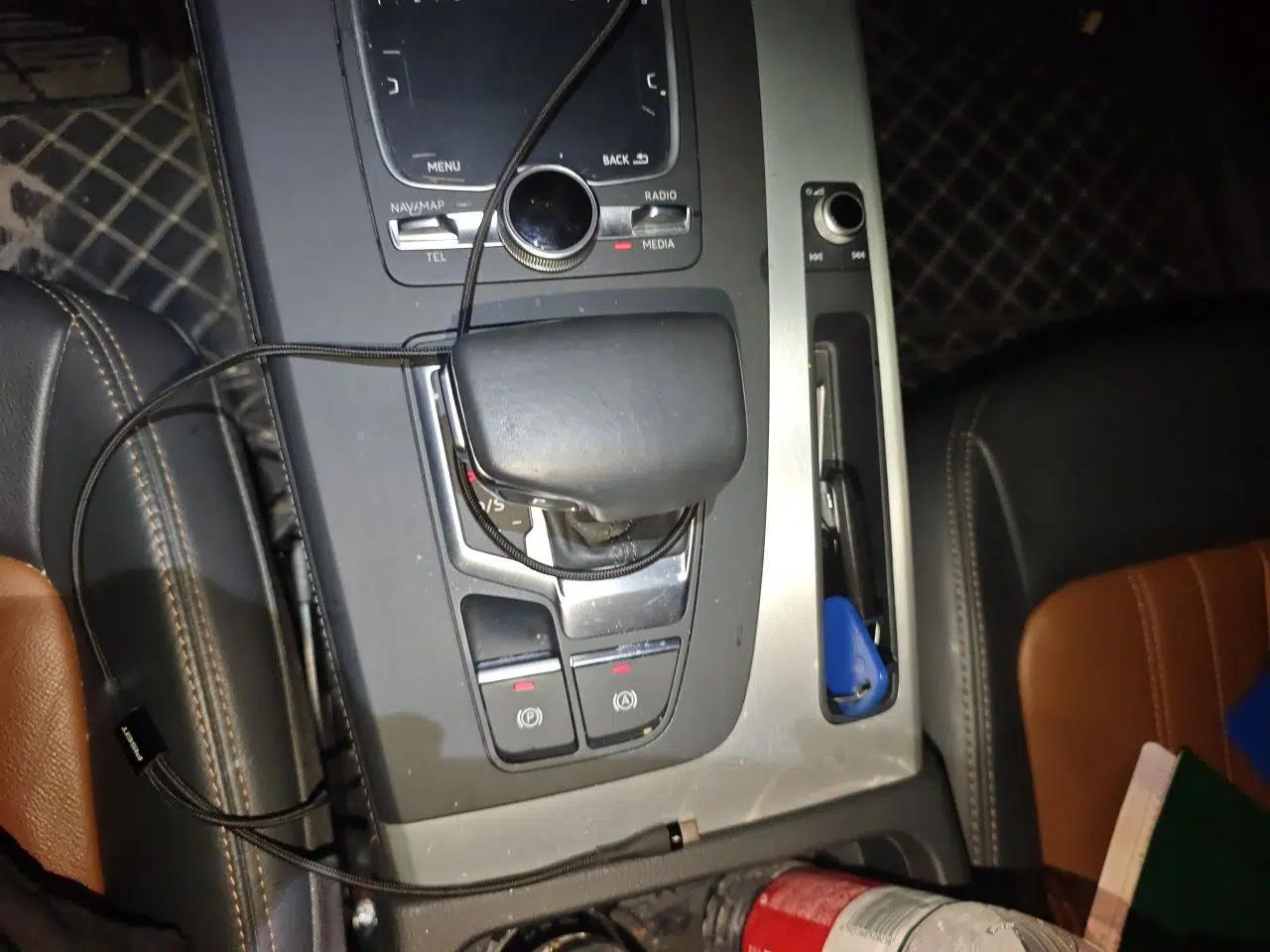 Audi Q5L 2020 Updated 40 TFSI Prestige Fashion Edition — миниатюра 14