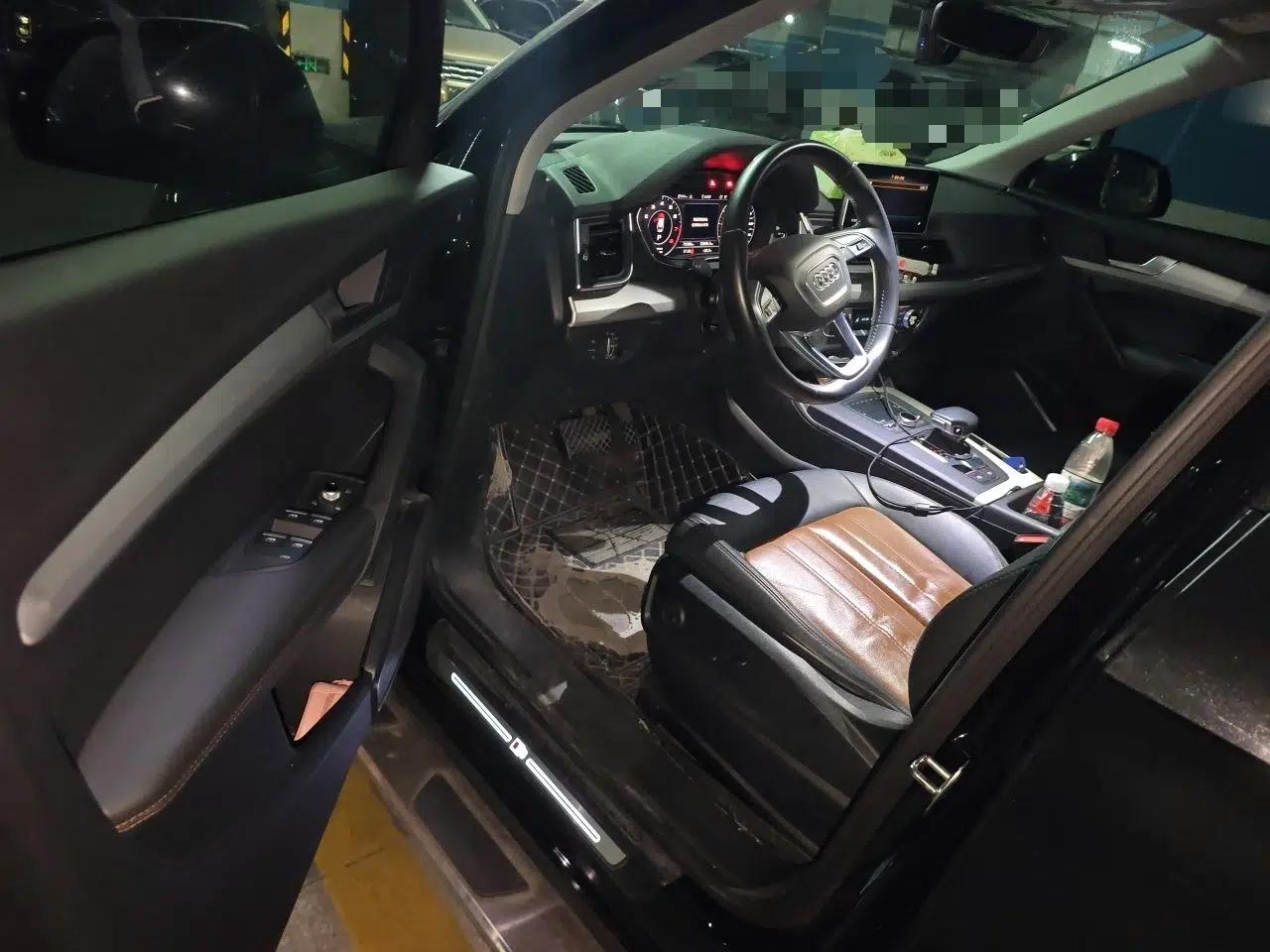 Audi Q5L 2020 Updated 40 TFSI Prestige Fashion Edition — миниатюра 16