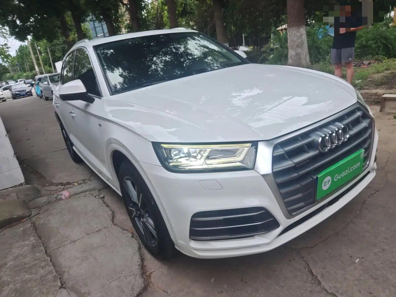 Audi Q5L 2018 45 TFSI Prestige Fashion Edition China V Emission Standard — миниатюра 3