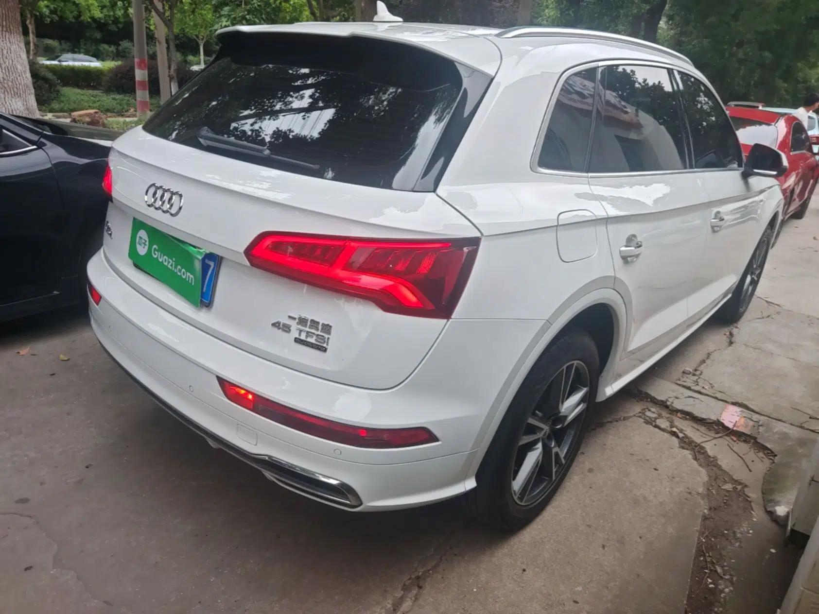 Audi Q5L 2018 45 TFSI Prestige Fashion Edition China V Emission Standard — миниатюра 6