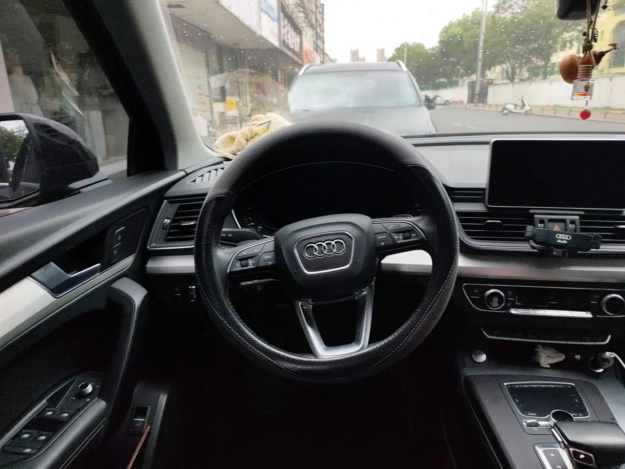 Audi Q5L 2020 Updated 40 TFSI Prestige Fashion Edition — миниатюра 10