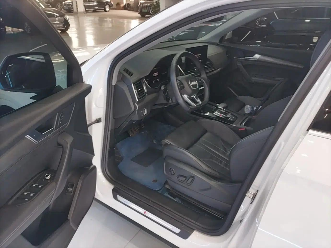 Audi Q5L 2022 Updated 40T Luxury Dynamic Edition — миниатюра 18