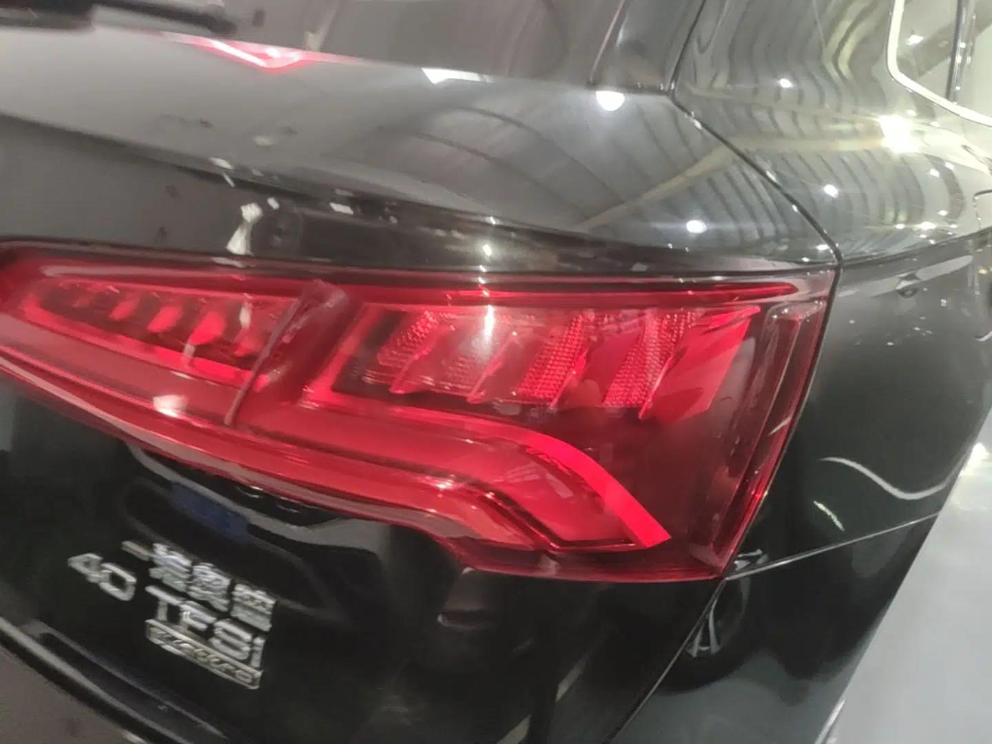 Audi Q5L 2020 Updated 40 TFSI Prestige Fashion Edition — миниатюра 9