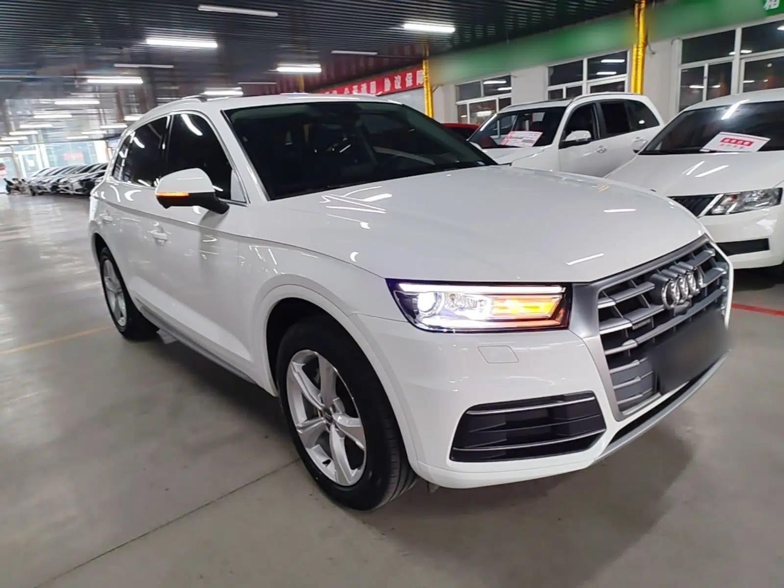 Audi Q5L 2018 40 TFSI Prestige Edition China V — миниатюра 3