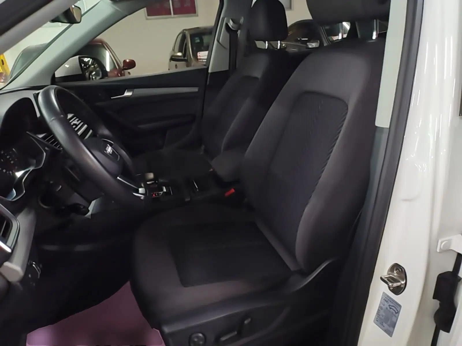 Audi Q5L 2018 40 TFSI Prestige Edition China V — миниатюра 22