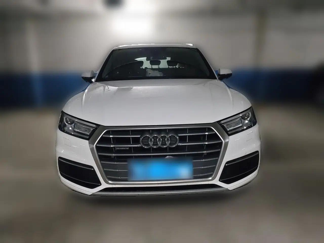 Audi Q5L 2018 40 TFSI Prestige Edition China V — миниатюра 2