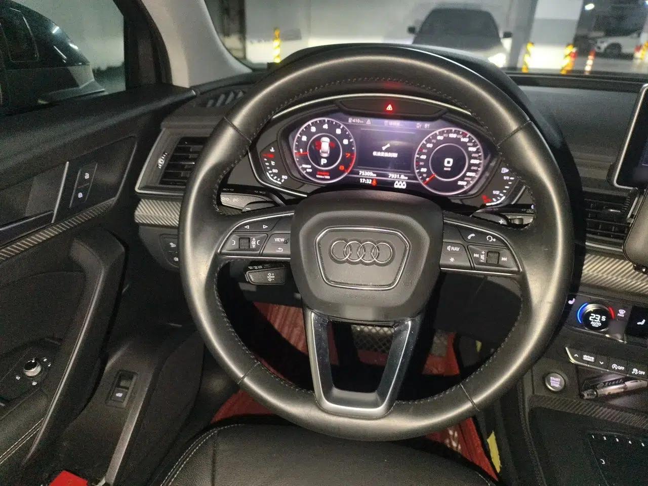 Audi Q5L 2020 45 TFSI Prestige Fashion Model — миниатюра 10