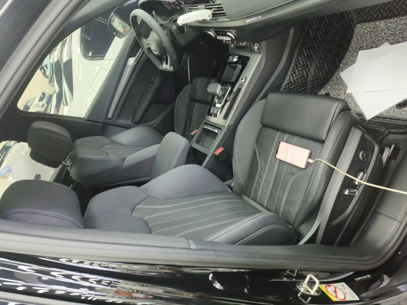 Audi Q5L 2024 40 TFSI Luxury Dynamic Edition — миниатюра 24