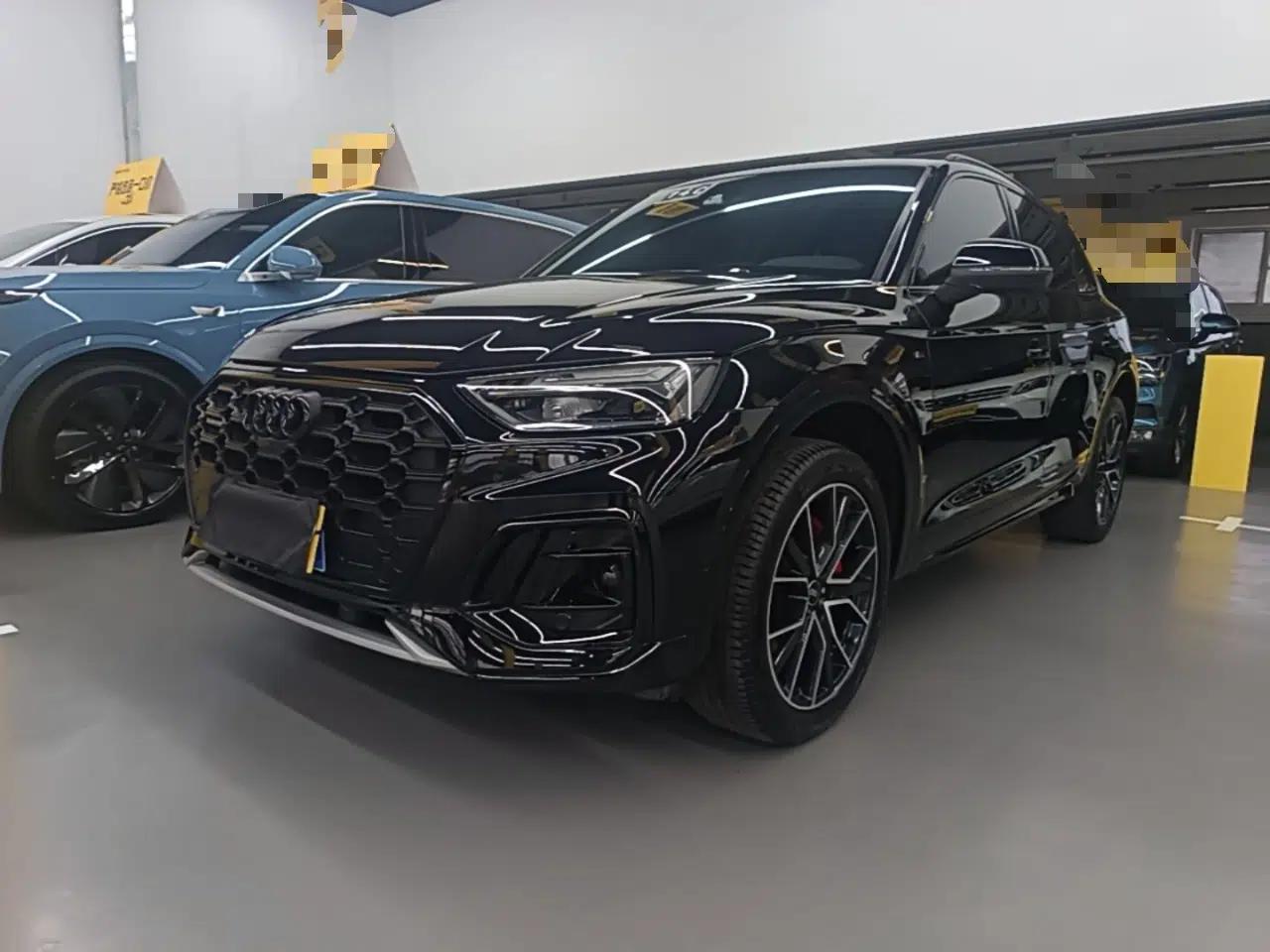 Audi Q5L 2024 45 TFSI Luxury Dynamic Model — миниатюра 1