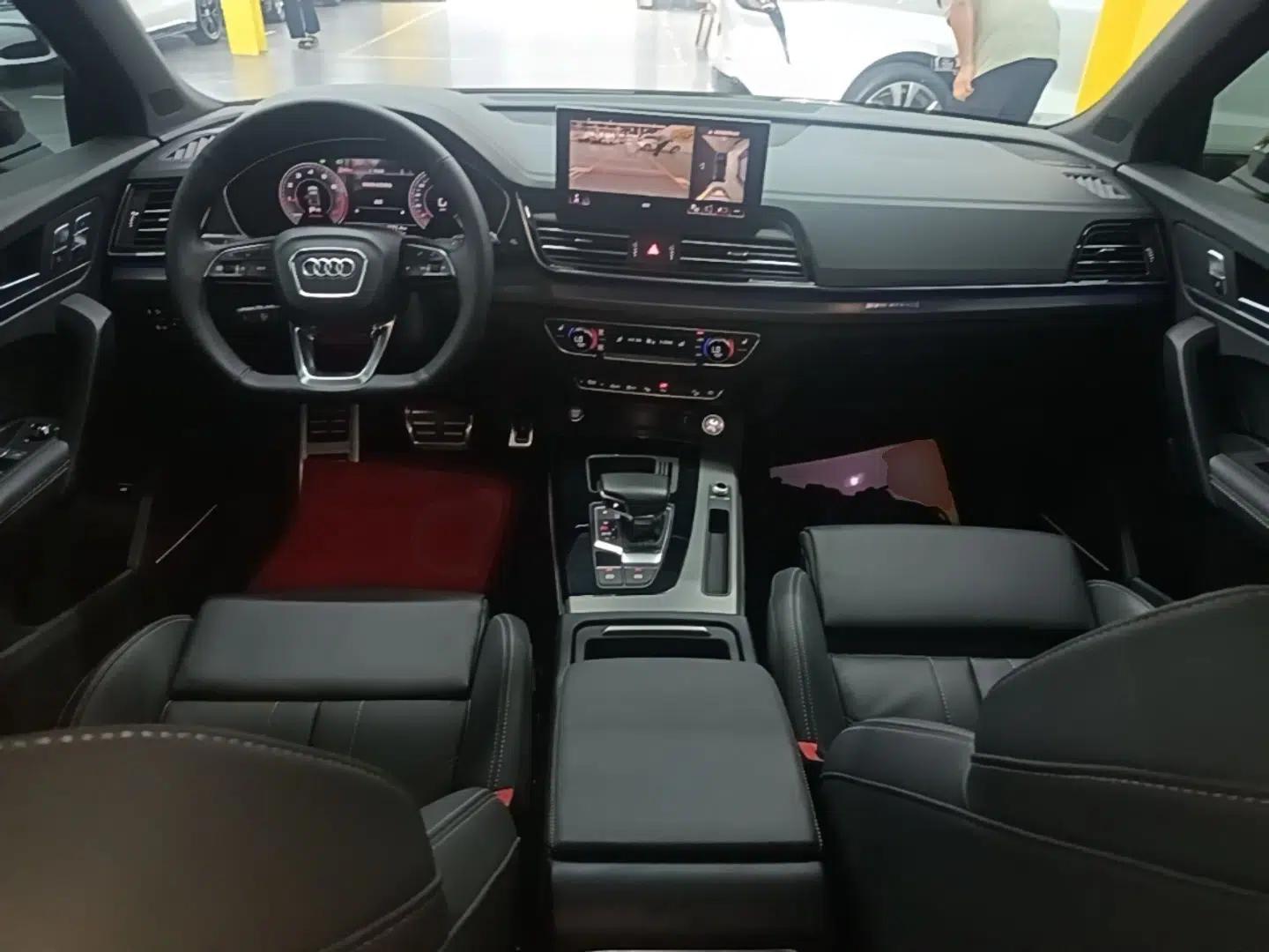 Audi Q5L 2024 45 TFSI Luxury Dynamic Model — миниатюра 17