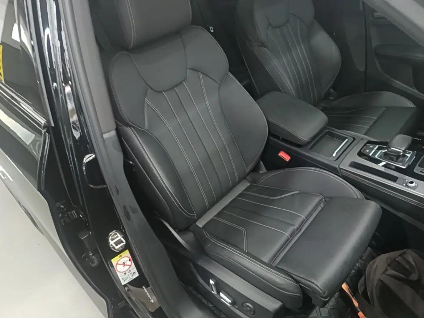 Audi Q5L 2024 45 TFSI Luxury Dynamic Model — миниатюра 24