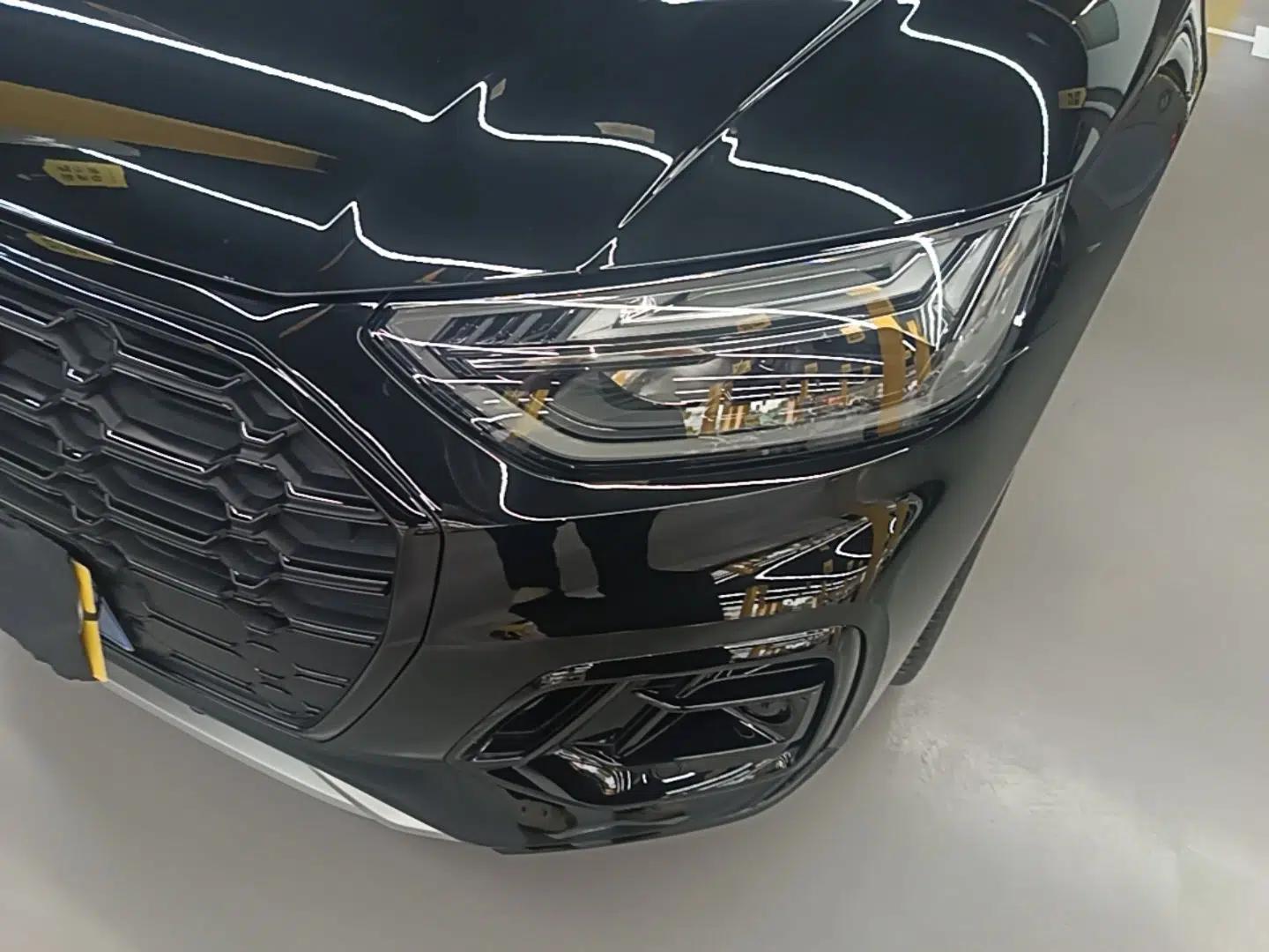 Audi Q5L 2024 45 TFSI Luxury Dynamic Model — миниатюра 8