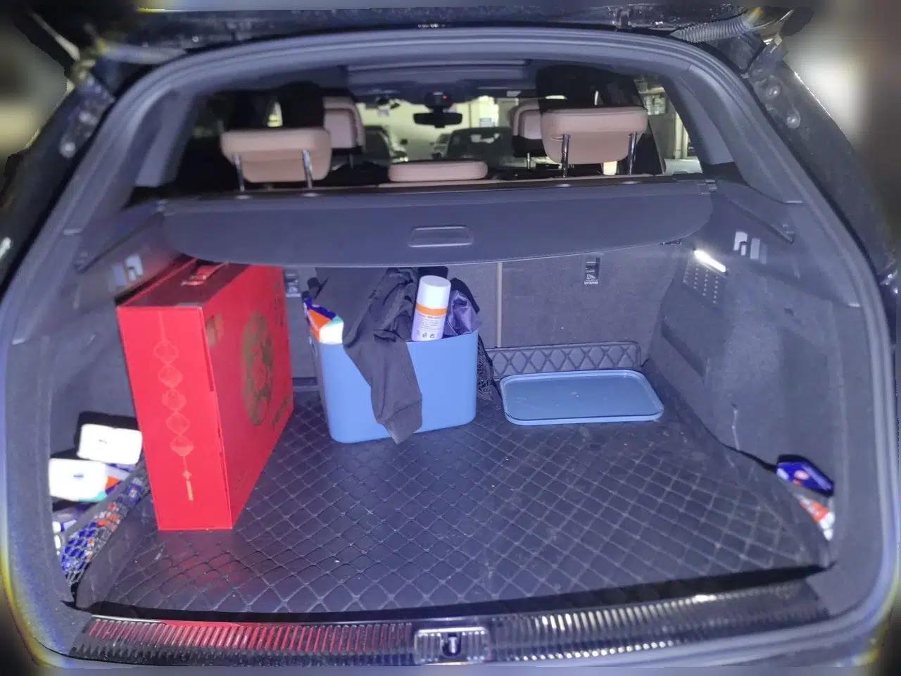 Audi Q5L 2024 40 TFSI Luxury Dynamic Edition — миниатюра 19