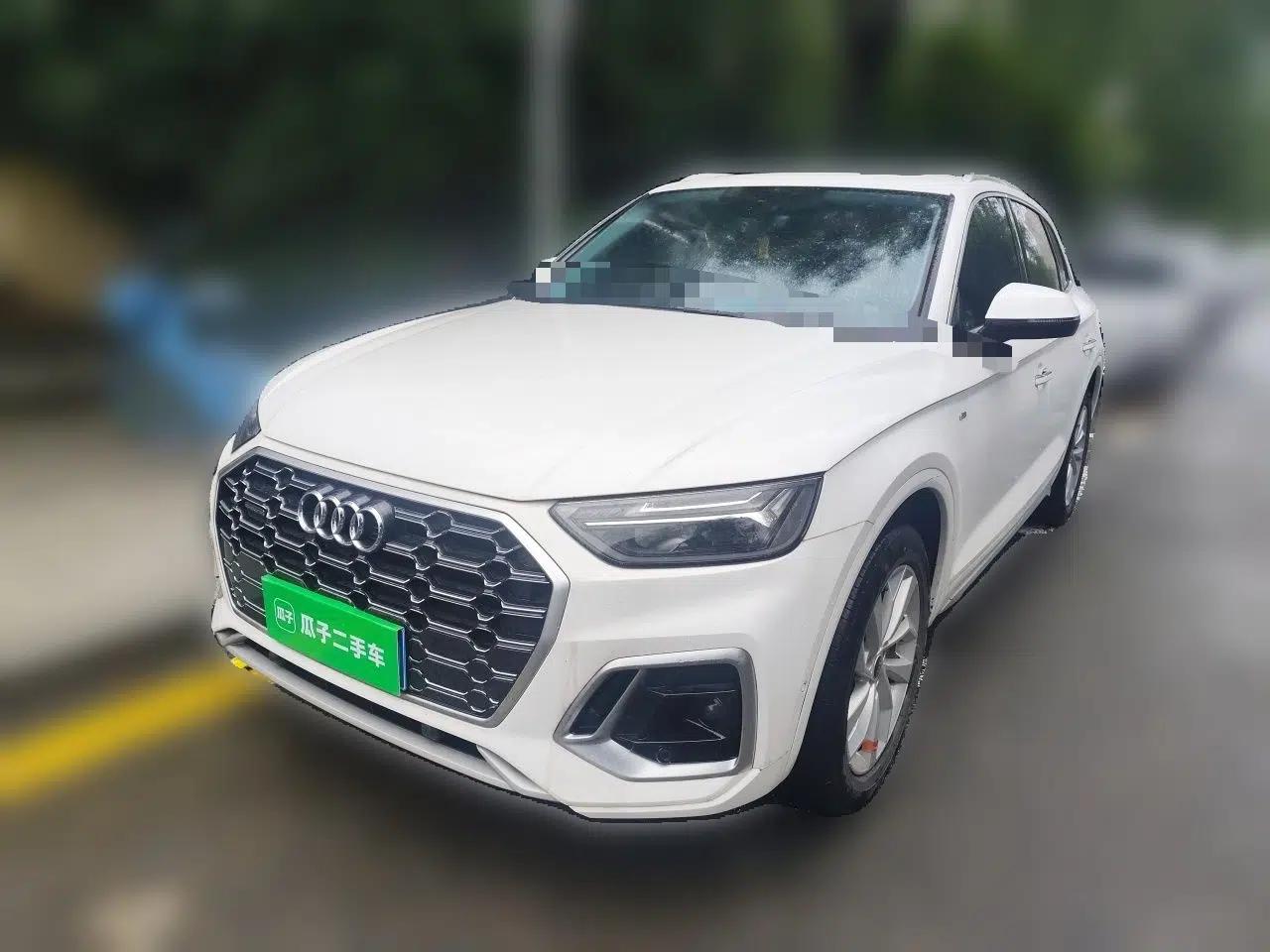 Audi Q5L 2022 Updated 40T Luxury Dynamic Edition — миниатюра 1