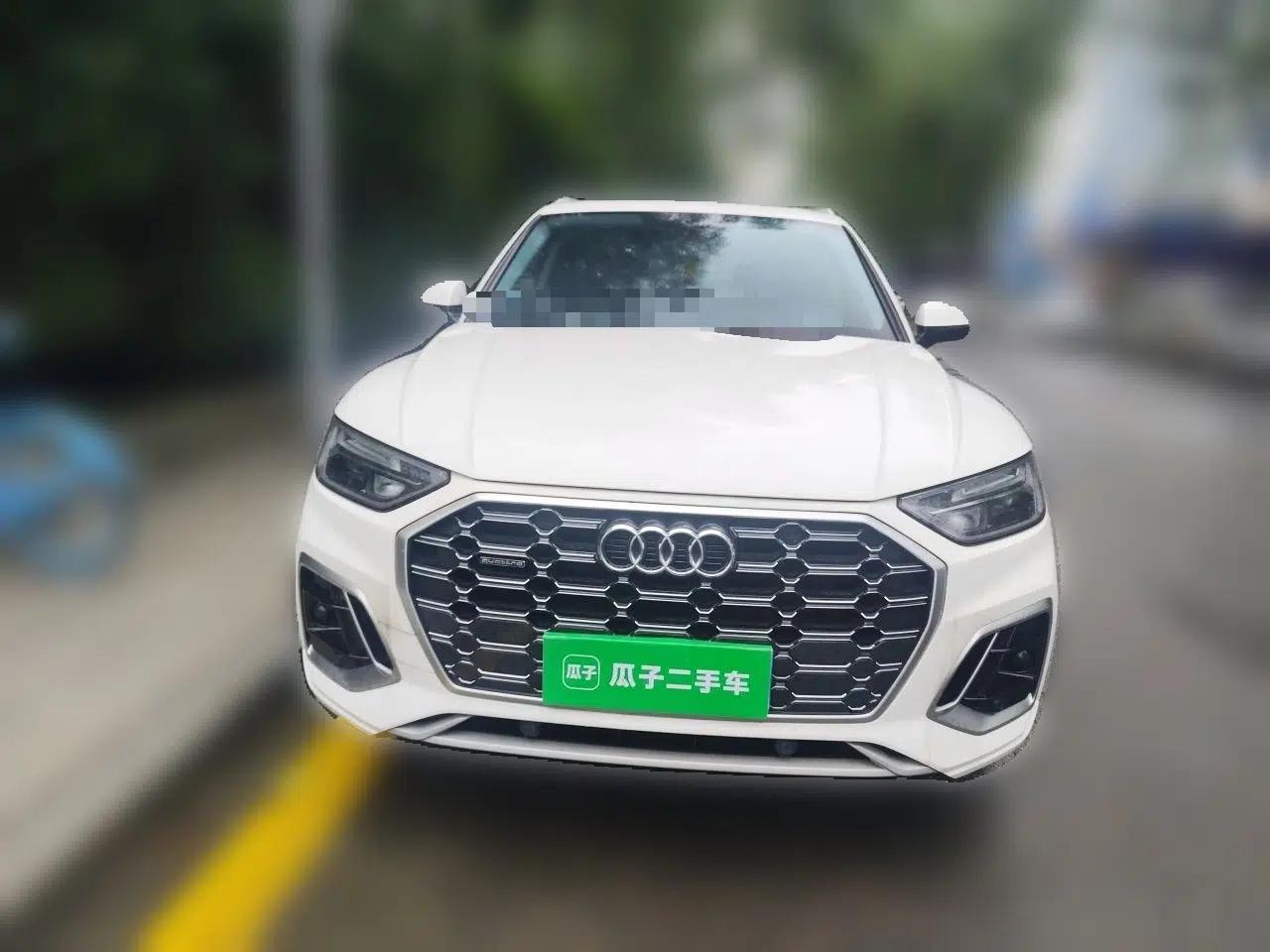 Audi Q5L 2022 Updated 40T Luxury Dynamic Edition — миниатюра 2