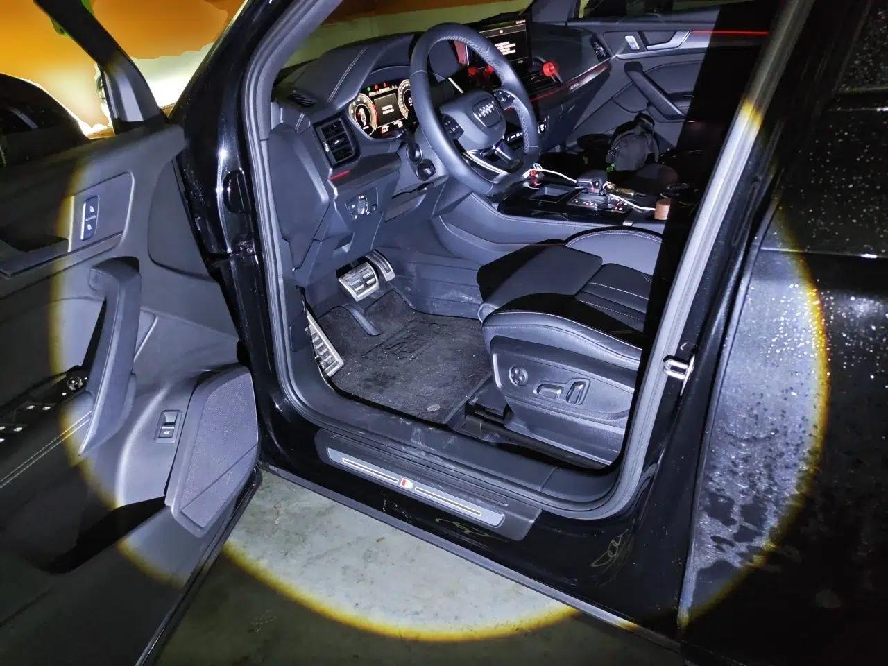 Audi Q5L 2023 40T Luxury Dynamic Model — миниатюра 16