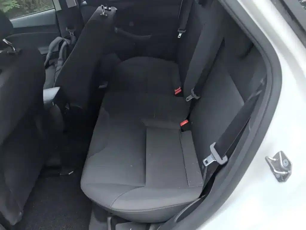 Ford Focus 2018 Hatchback Classic 1.6L Automatic Comfort Smart Edition — миниатюра 17