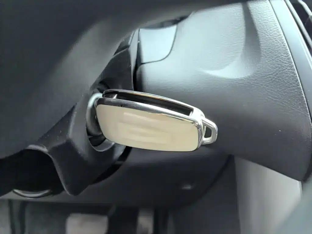 Ford Focus 2018 Hatchback Classic 1.6L Automatic Comfort Smart Edition — миниатюра 9