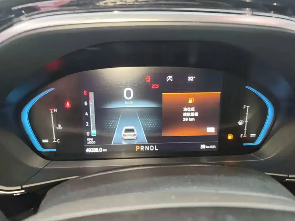 Ford Focus 2021 Hatchback EcoBoost 180 Automatic Trend Edition — миниатюра 18