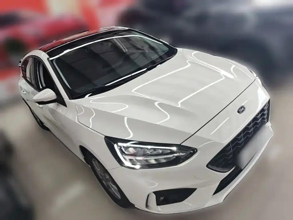 Ford Focus 2021 Hatchback EcoBoost 180 Automatic Trend Edition — миниатюра 7